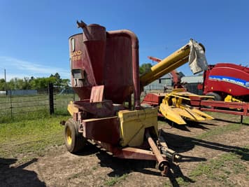 Main image New Holland 355